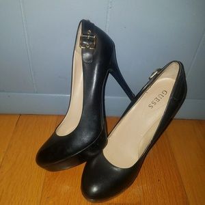 GUESS heels